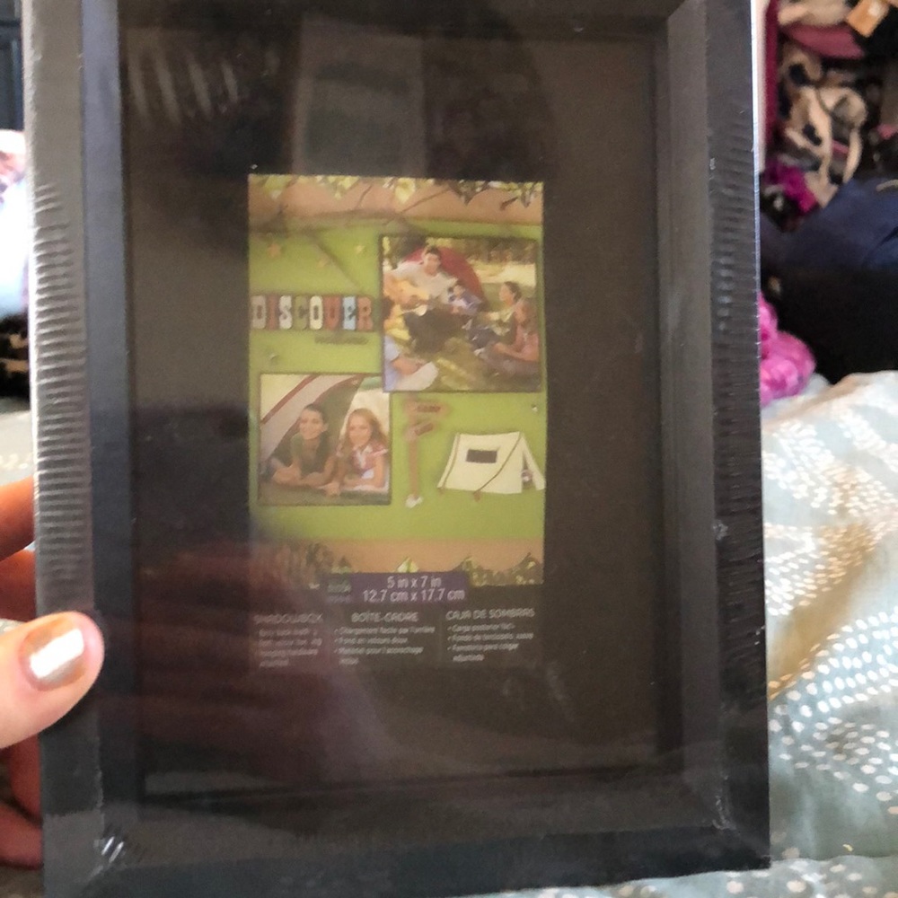 Shadow box